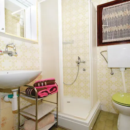 Apartment Awesome In Hvar With Wifi Hvar Town
