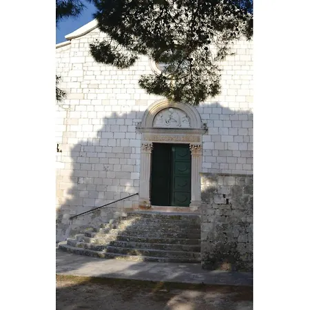 Hvar Vandele Bozitkovic 公寓 *