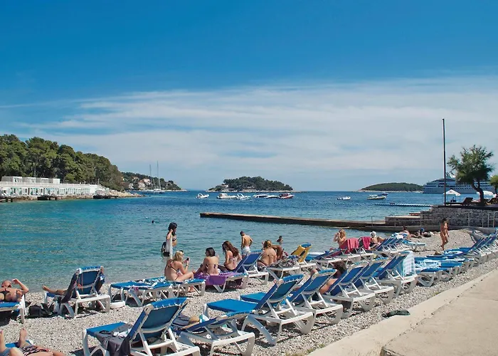 Hvar Vandele Bozitkovic *